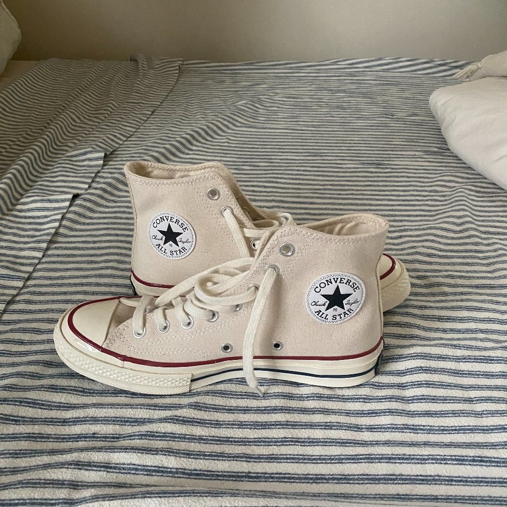 Chuck 70 Vintage Canvas Converse High Tops in Parchment - Size 8.5